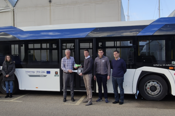 Hybrid bus delivered to the port of Bar